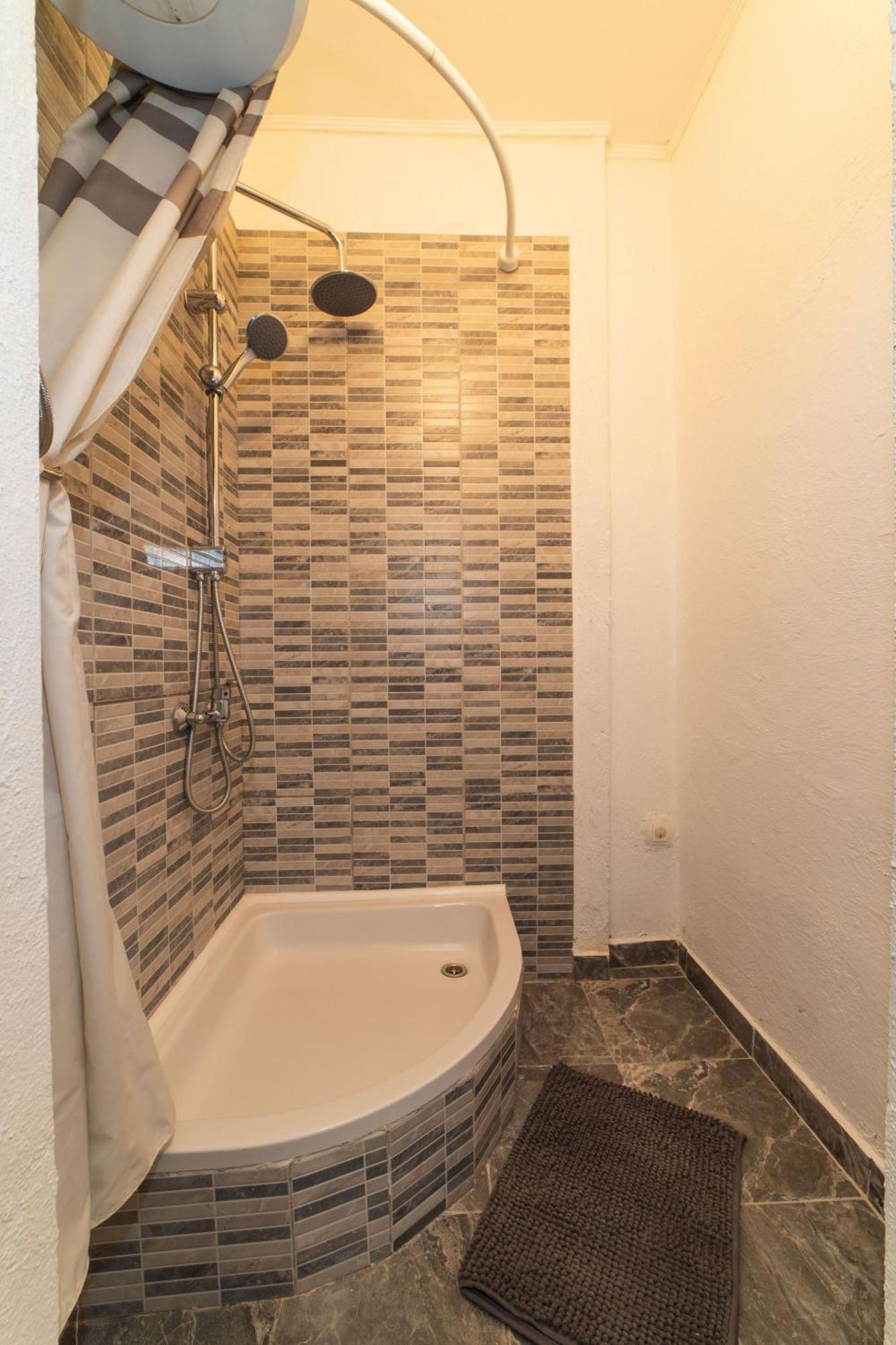 Apartment Livaja Kaštel Novi Szoba fotó